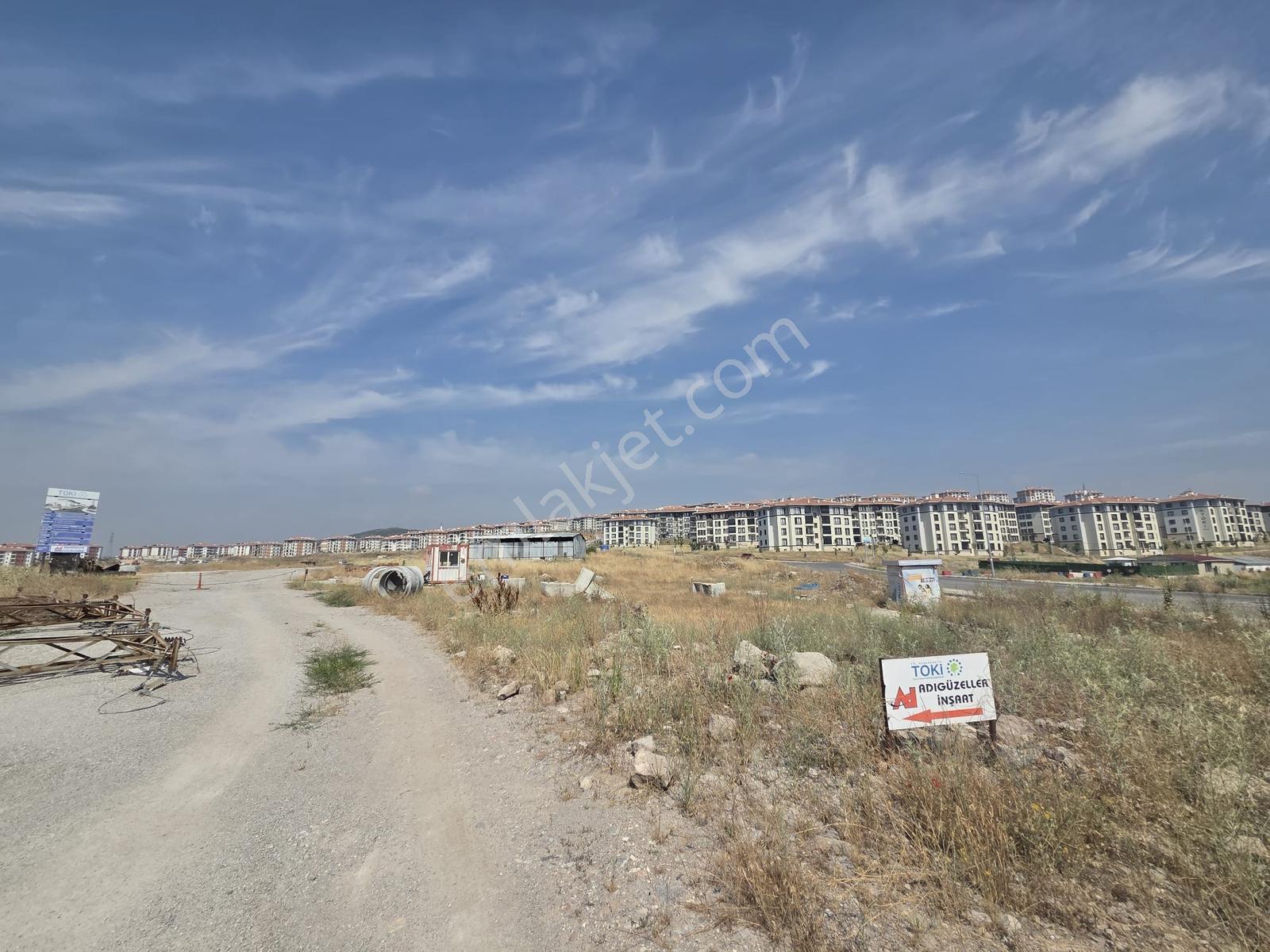 Mir'den Gop'da Tokilerin Girişinde 202 M2 Satılık Arsa - Görsel 26