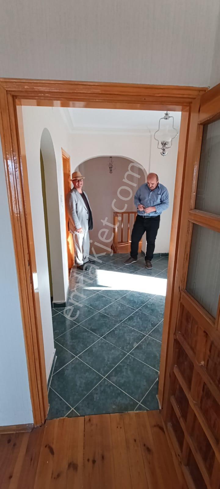 Başak Mahallesinde 5+1 Kiralık Çift Teraslı Dublex Daire - Görsel 19