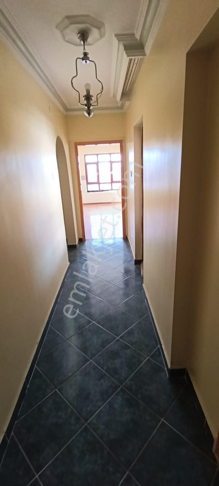 Başak Mahallesinde 5+1 Kiralık Çift Teraslı Dublex Daire - Görsel 12
