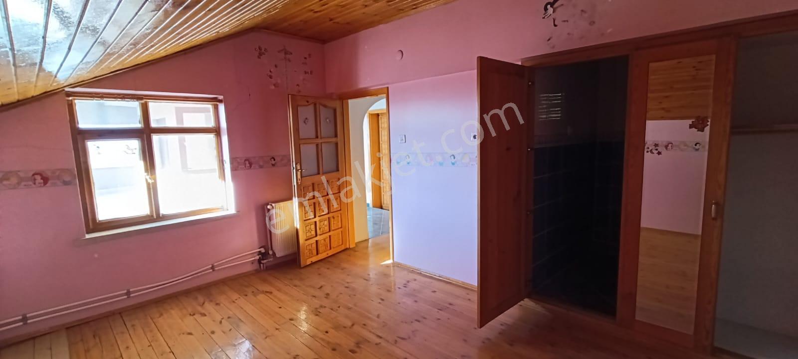 Başak Mahallesinde 5+1 Kiralık Çift Teraslı Dublex Daire - Görsel 26
