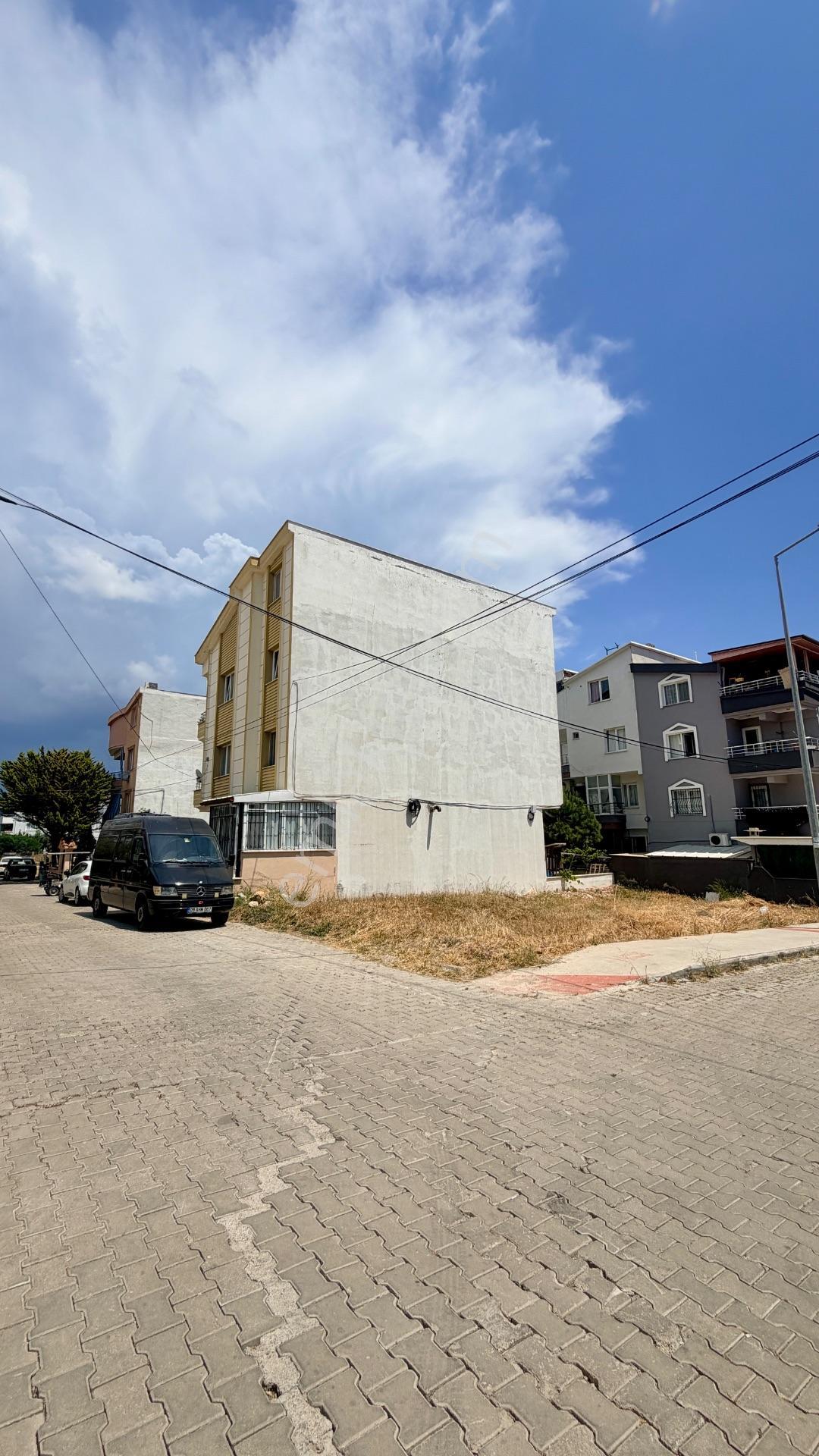 Didim Efeler'de Köşe Başı 3 Kat İmarlı Satılık Apartman Arsası - Görsel 3