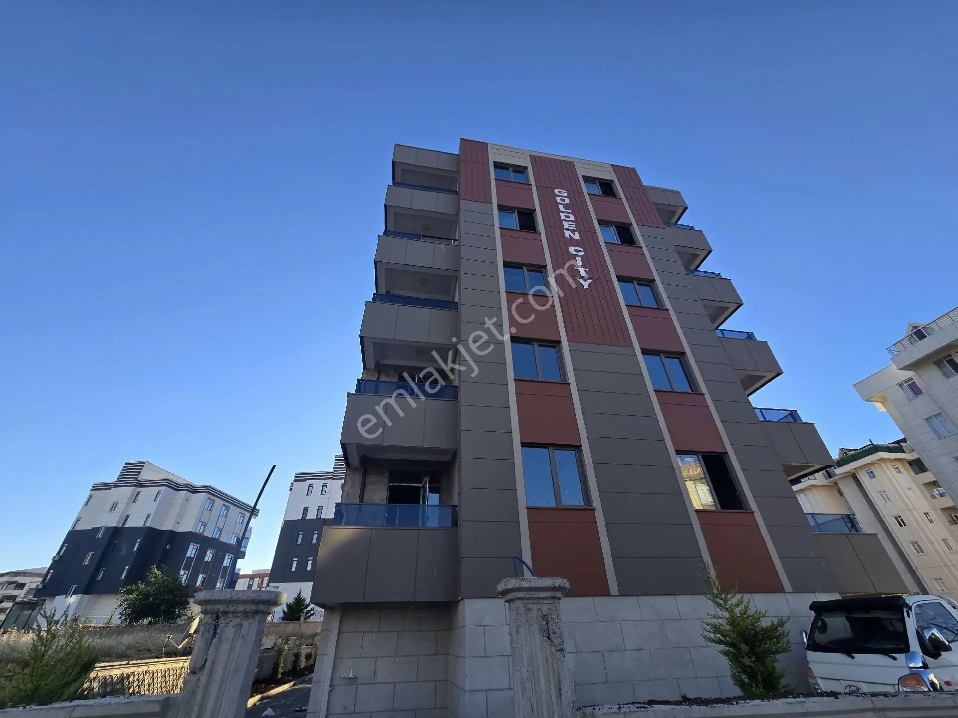 Satılık 2+1 Sıfır Arakat