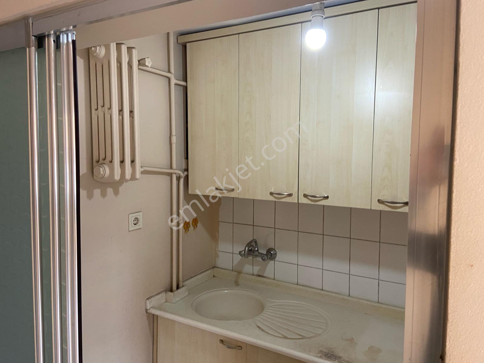 Sahibinden Maltepe Gmk Bulvarı Üzrinde Satılık 2+1 Ofis - Görsel 16
