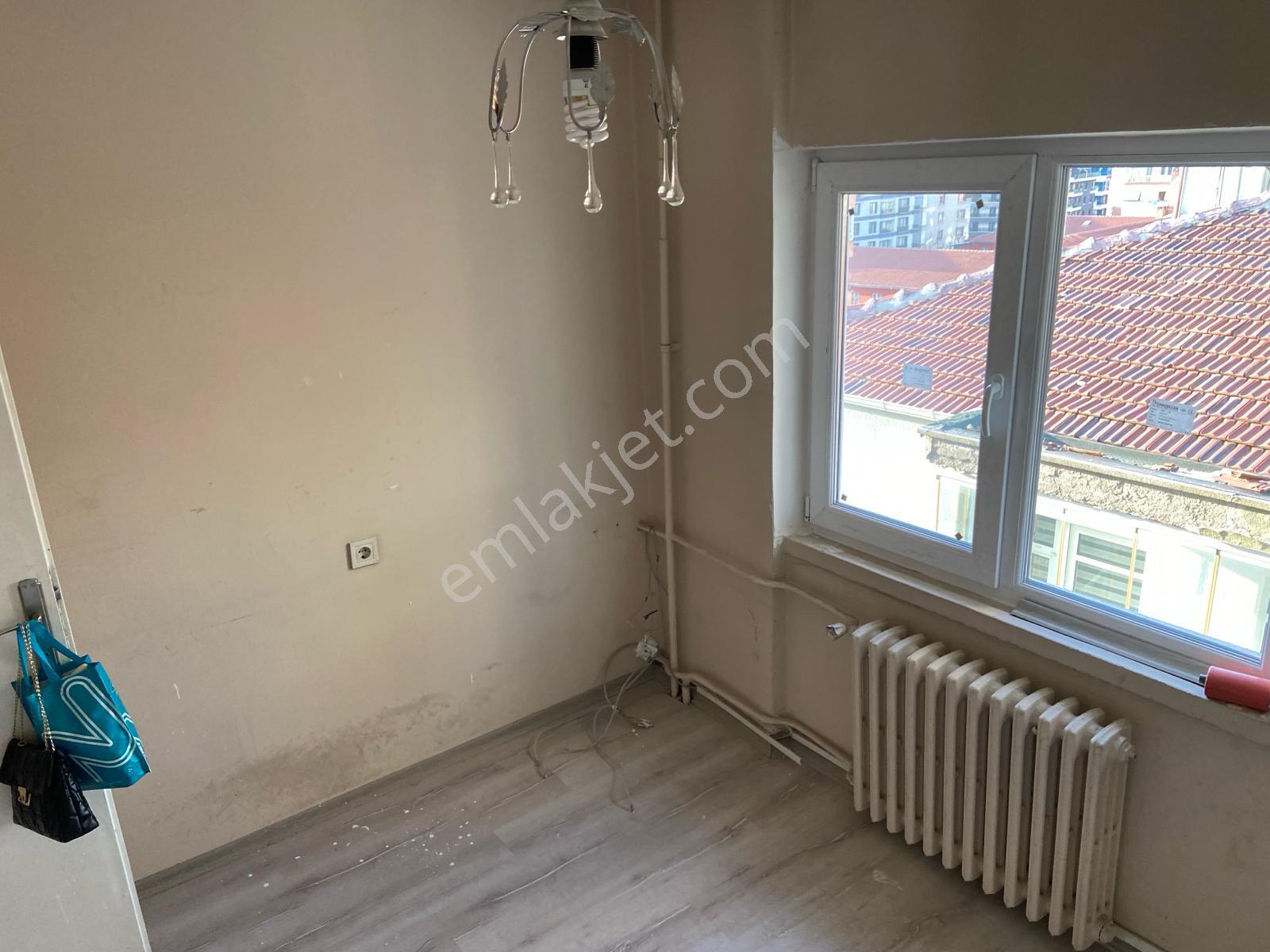 Sahibinden Maltepe Gmk Bulvarı Üzrinde Satılık 2+1 Ofis - Görsel 12
