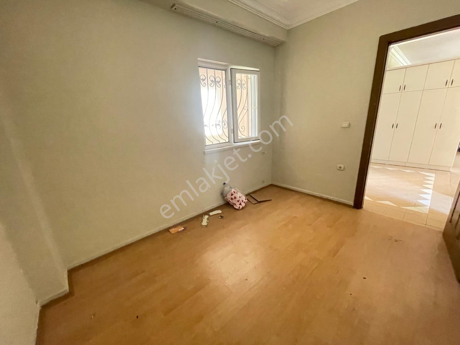 3+1 Havuzlu Sitede Dev Arsa Paylı Satılık Daire - Görsel 25