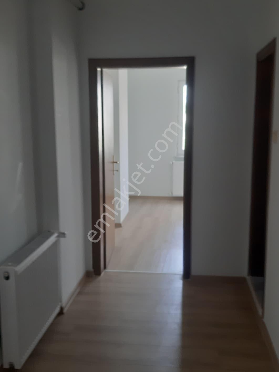 Fatsa Dolunay Mahallesi'nde Kiralık Ferah 3+1 Daire - Görsel 17