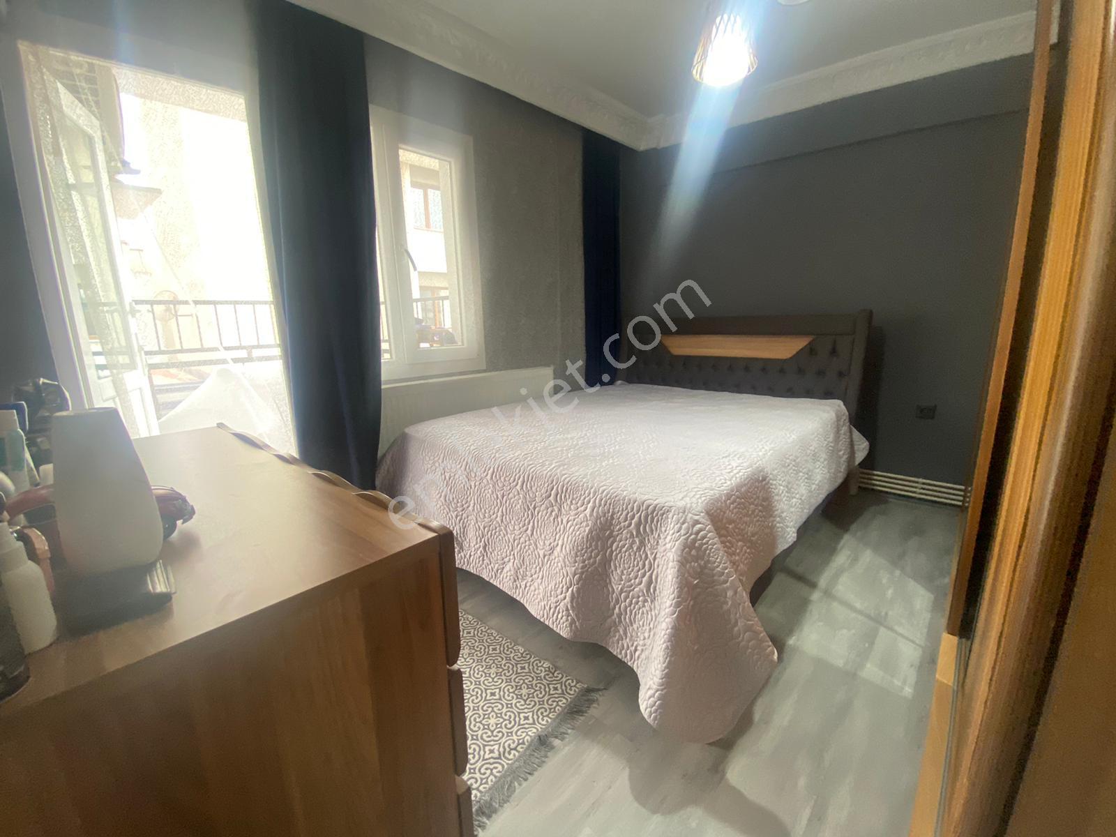 Buca Laleli Mah.de Hem Oturumluk Hem Yatırımlık 2+1 85 M2 Arakat Daire - Görsel 4