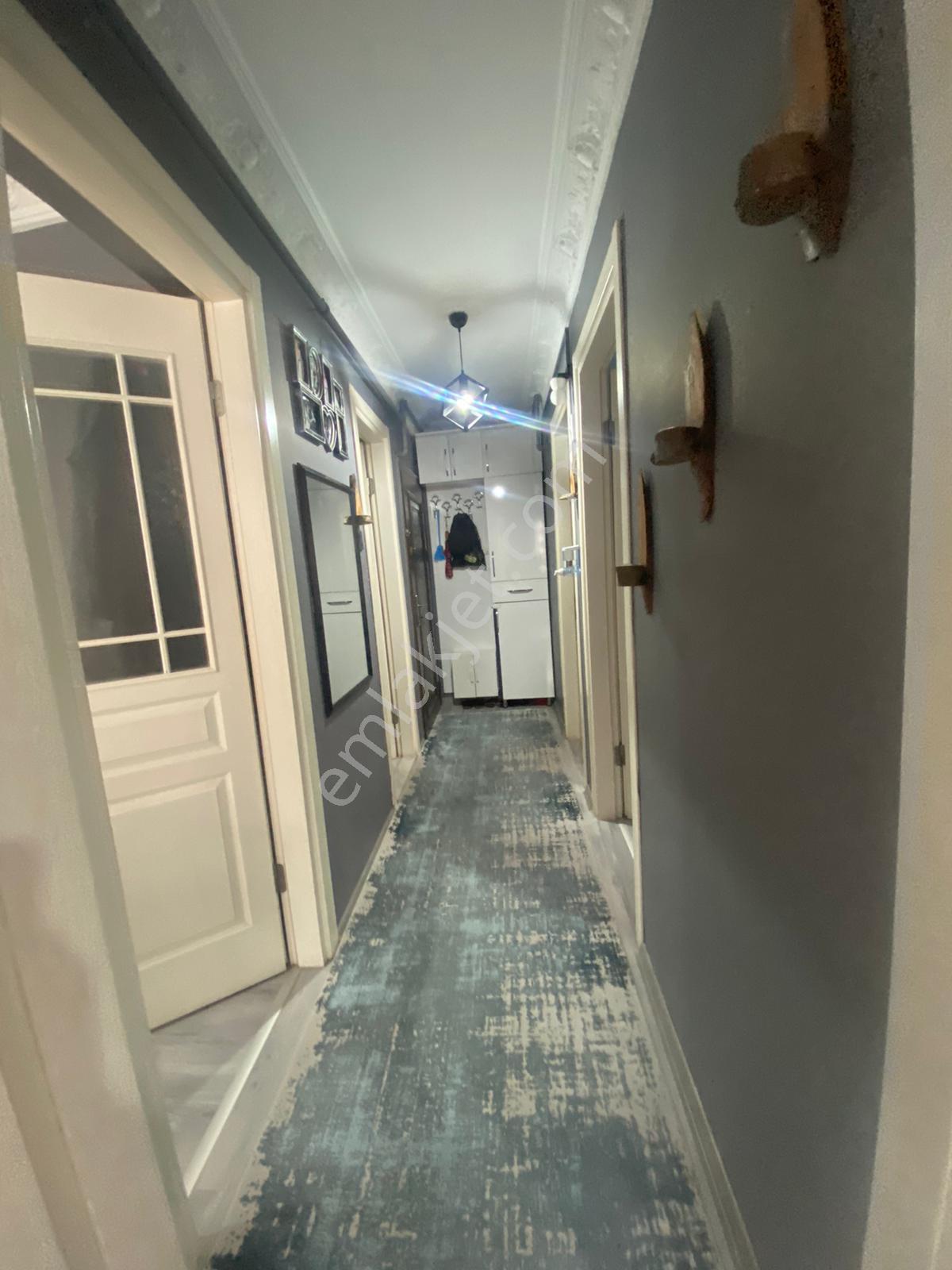 Buca Laleli Mah.de Hem Oturumluk Hem Yatırımlık 2+1 85 M2 Arakat Daire - Görsel 18