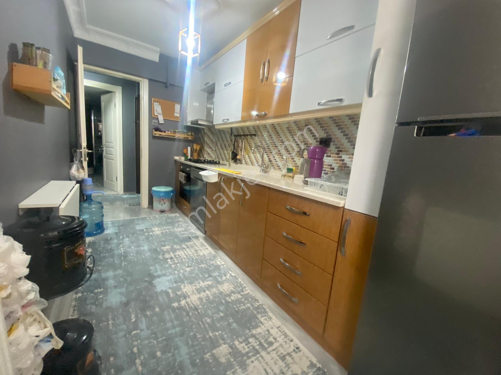 Buca Laleli Mah.de Hem Oturumluk Hem Yatırımlık 2+1 85 M2 Arakat Daire - Görsel 9