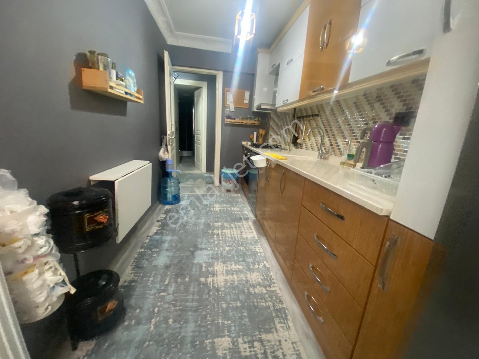 Buca Laleli Mah.de Hem Oturumluk Hem Yatırımlık 2+1 85 M2 Arakat Daire - Görsel 8