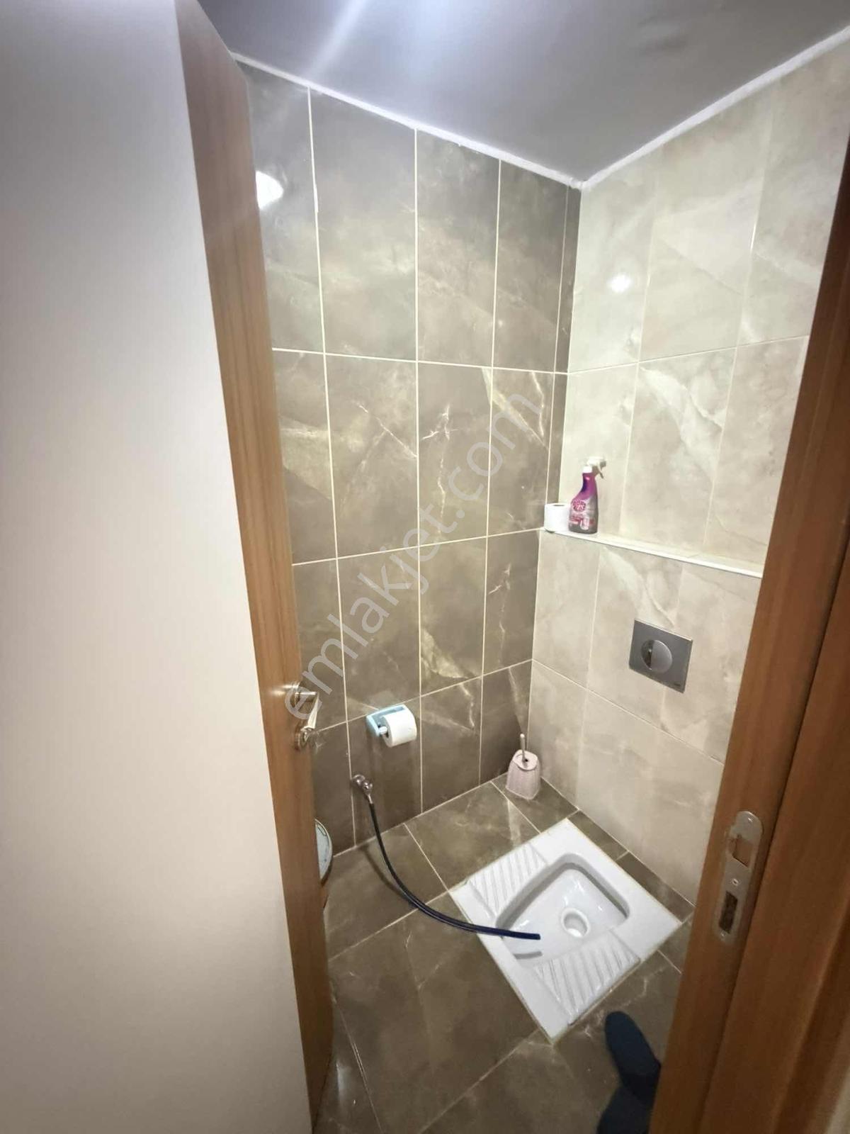 Yakacık Mahallesi'nde Satılık 4+1 Lüks Daire 180m2 - Görsel 10