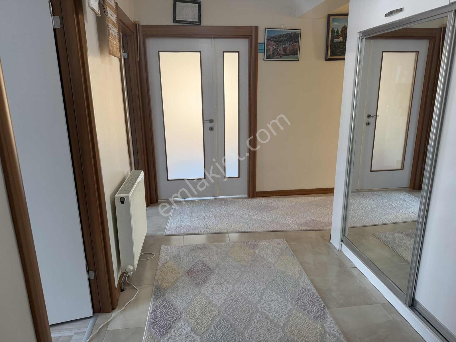 Yakacık Mahallesi'nde Satılık 4+1 Lüks Daire 180m2 - Görsel 4