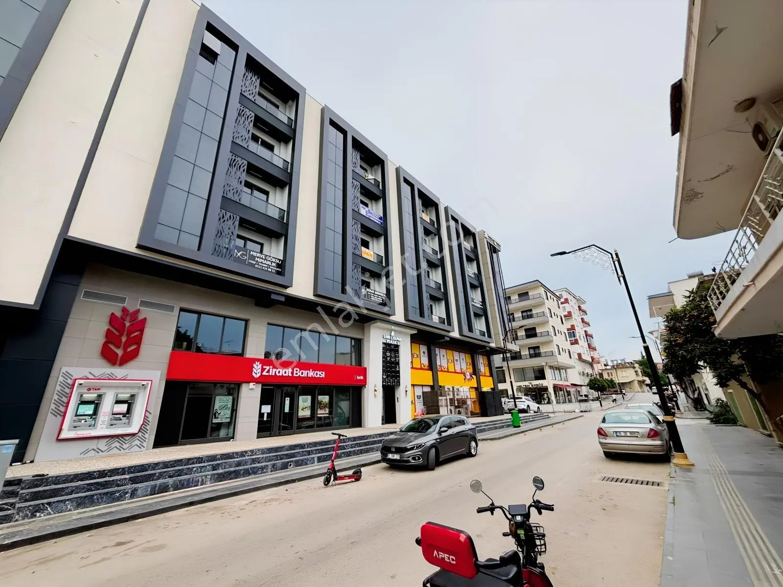 Usta Gayrimenkul'den Kiralık Merkezi Konumda Sıfır Lüks 2+0 Ofis