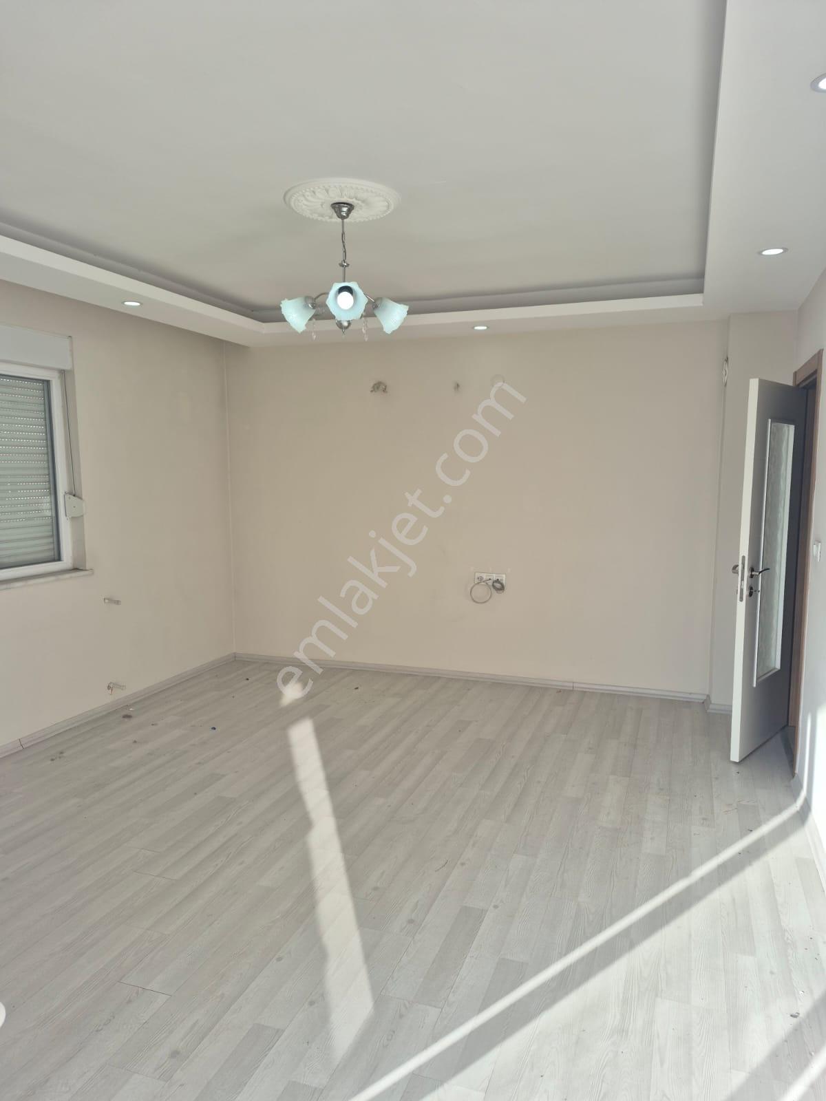 Usta Gayrimenkul'den Satılık Temiz 2+1 Daire - Görsel 20