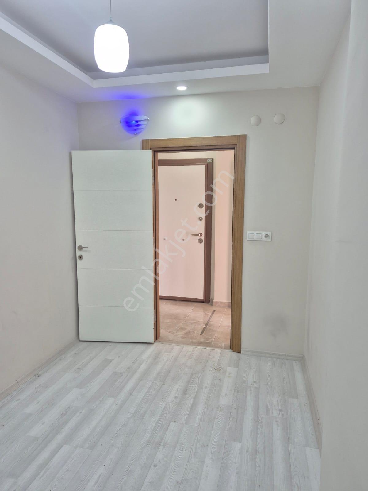 Usta Gayrimenkul'den Satılık Temiz 2+1 Daire - Görsel 22