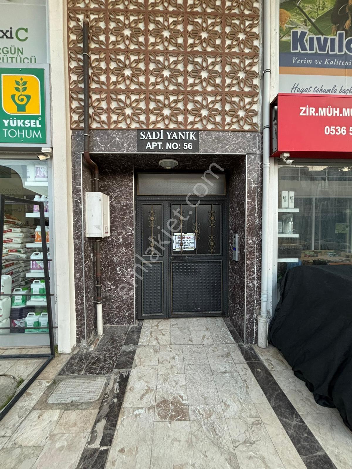 Usta Gayrimenkul'den Kiralık Cadde Üzerinde 3+1 Temiz Daire - Görsel 3
