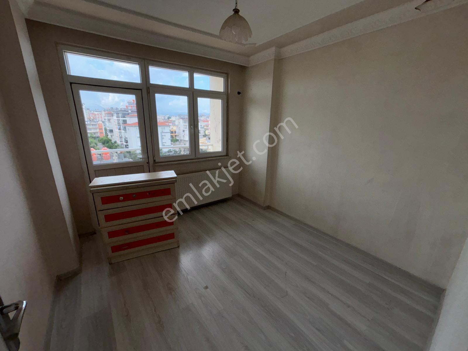 Usta Gayrimenkul'den Kiralık 2+1 Doğalgazlı Daire - Görsel 15