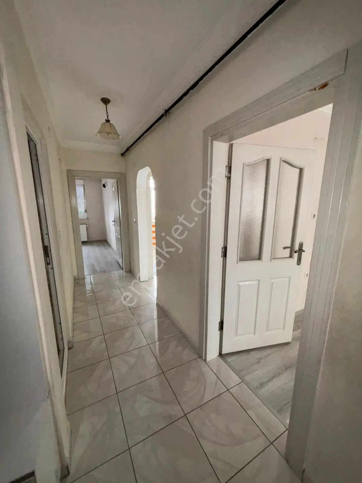 Usta Gayrimenkul'den Kiralık 2+1 Doğalgazlı Daire - Görsel 7