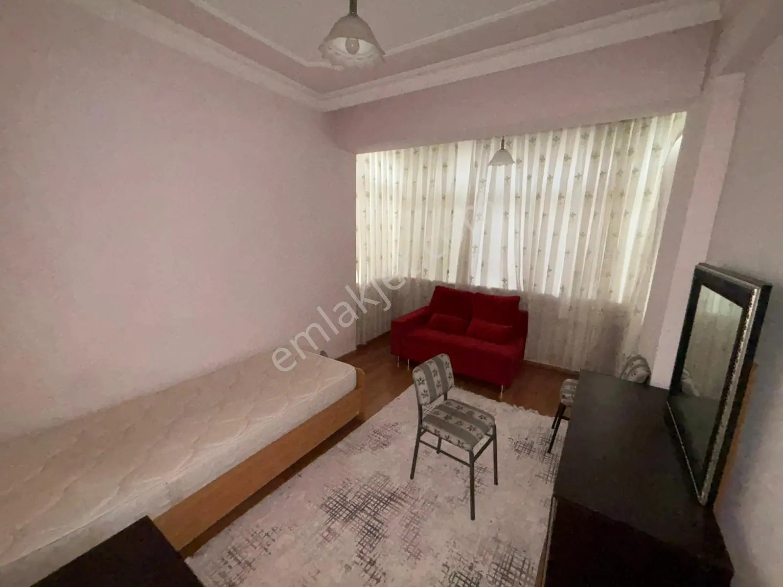 Usta Gayrimenkul'den Kiralık Eşyalı Ve Klimalı 2+1 Daire - Görsel 13