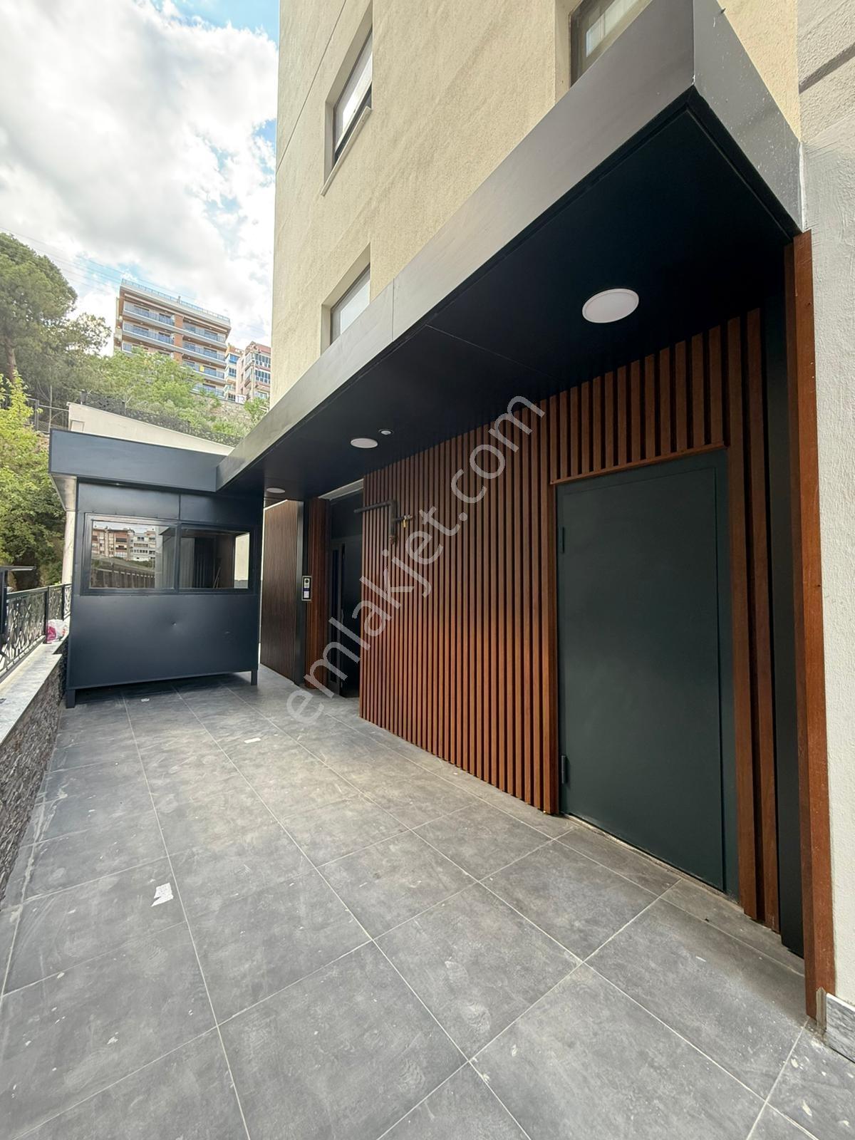 Bergama'nın Kalbinde 1+1 Modern Ve Prestijli Kiralık Ofisler - Görsel 5
