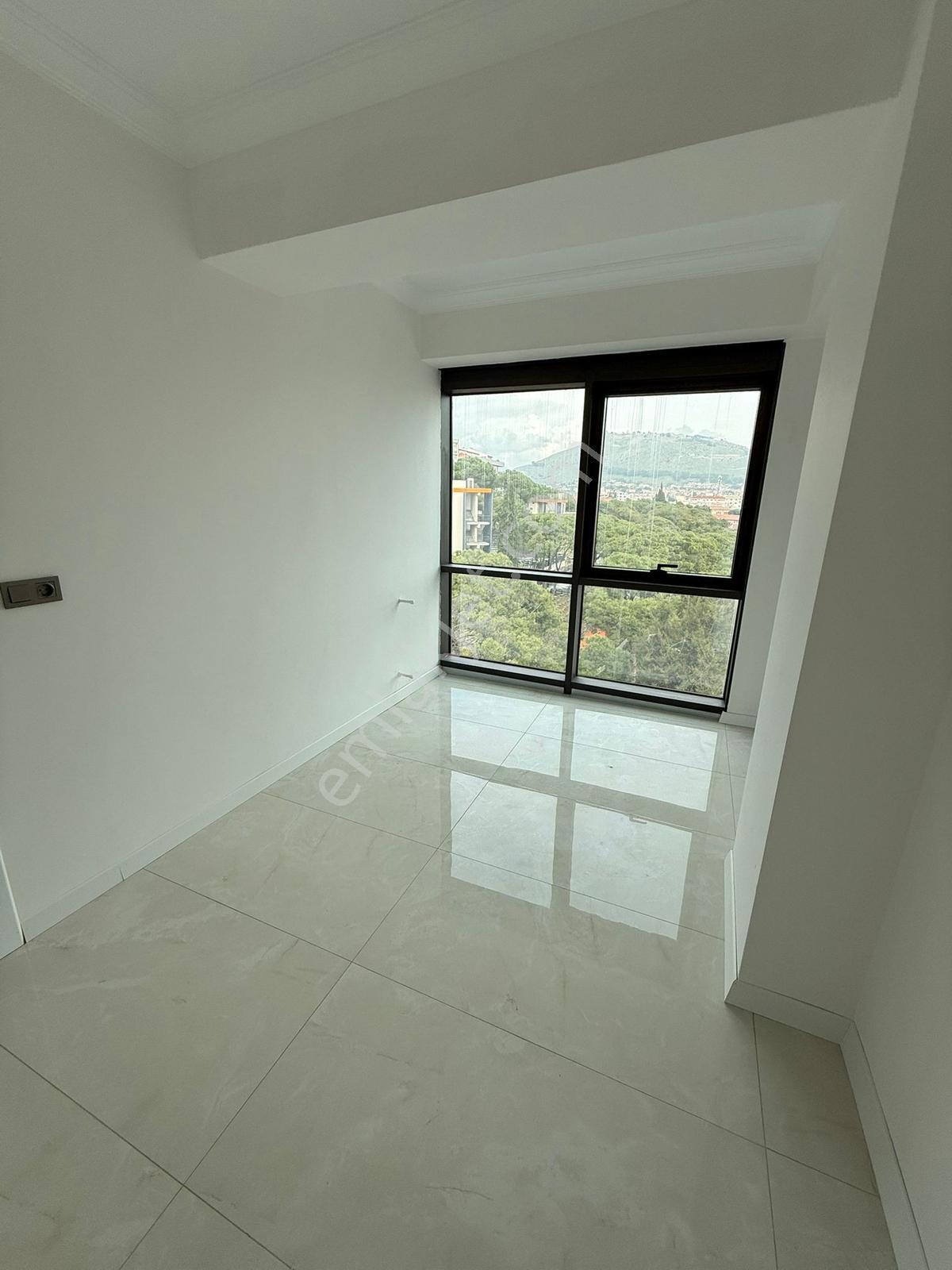 Bergama'nın Kalbinde 1+1 Modern Ve Prestijli Kiralık Ofisler - Görsel 18
