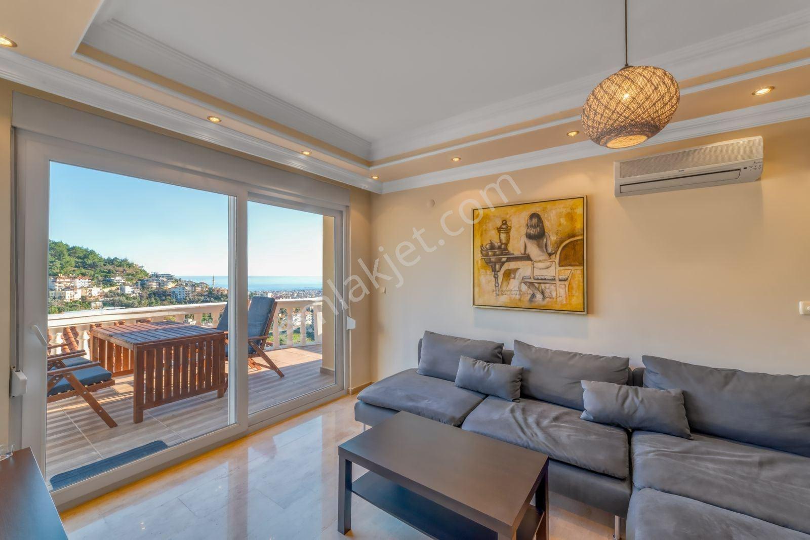 Alanya Tepe’de Satılık 3+1 Deniz Manzaralı, Full Eşyalı Daire – İkametgaha Uygun! - Görsel 9