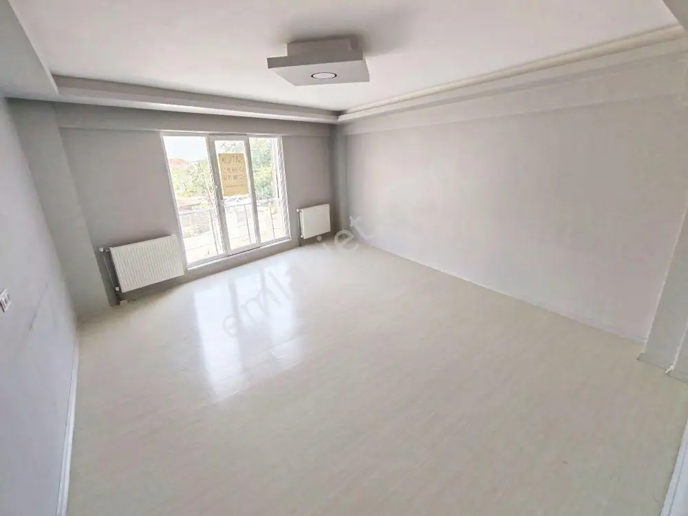 Çorlu Otogarına Yakın 140m² 3+1 Ebeveyn Banyo İskanlı Ferah Daire - Görsel 3
