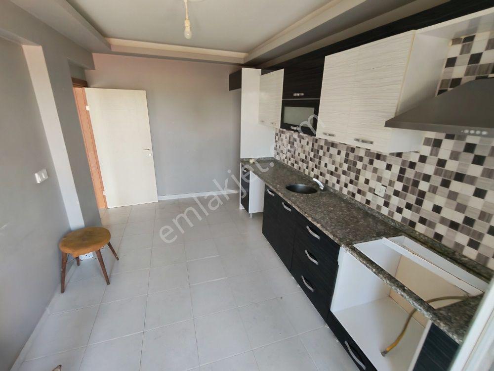 Çorlu Otogarına Yakın 140m² 3+1 Ebeveyn Banyo İskanlı Ferah Daire - Görsel 12