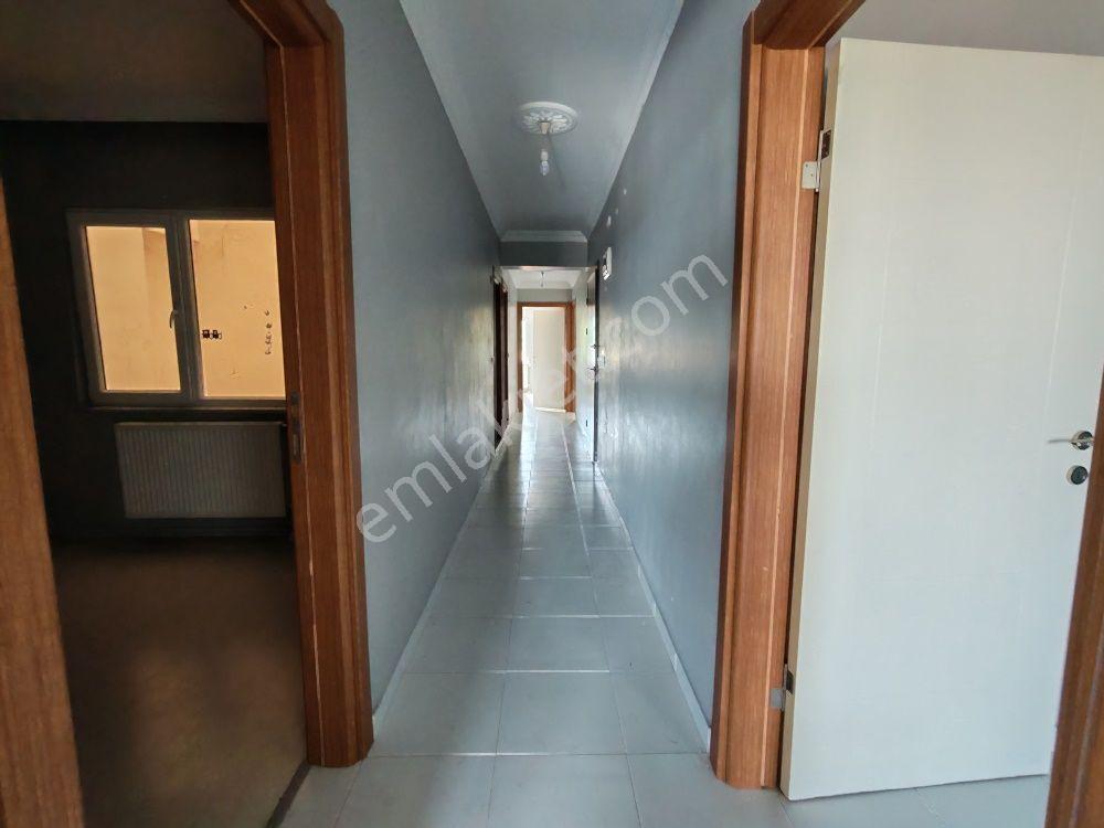 Çorlu Otogarına Yakın 140m² 3+1 Ebeveyn Banyo İskanlı Ferah Daire - Görsel 15
