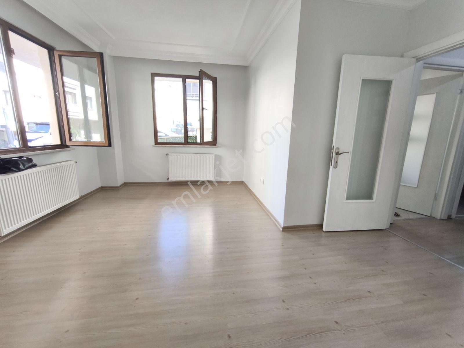 Metroya Ve Avm Ye Yakın Ayrı Mutfaklı Kiralık 1+1 Yüksek Giriş - Görsel 5