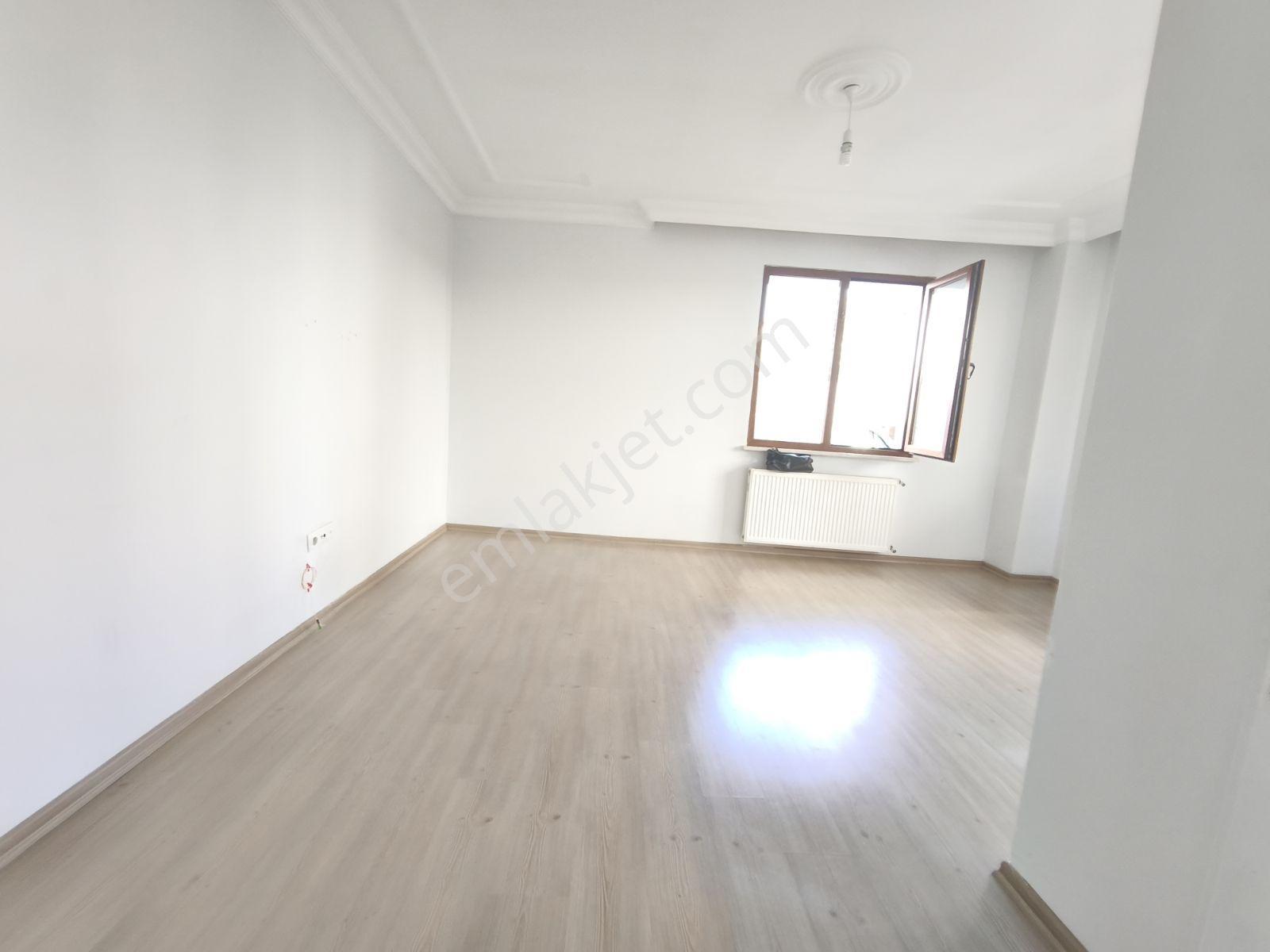 Metroya Ve Avm Ye Yakın Ayrı Mutfaklı Kiralık 1+1 Yüksek Giriş - Görsel 9