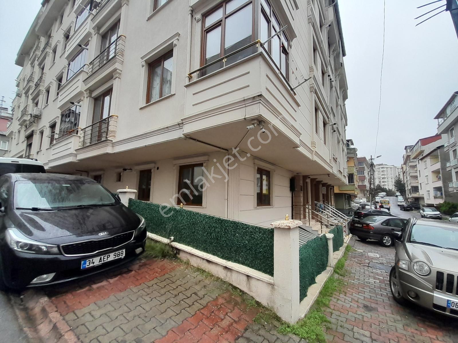 Metroya Ve Avm Ye Yakın Ayrı Mutfaklı Kiralık 1+1 Yüksek Giriş - Görsel 15