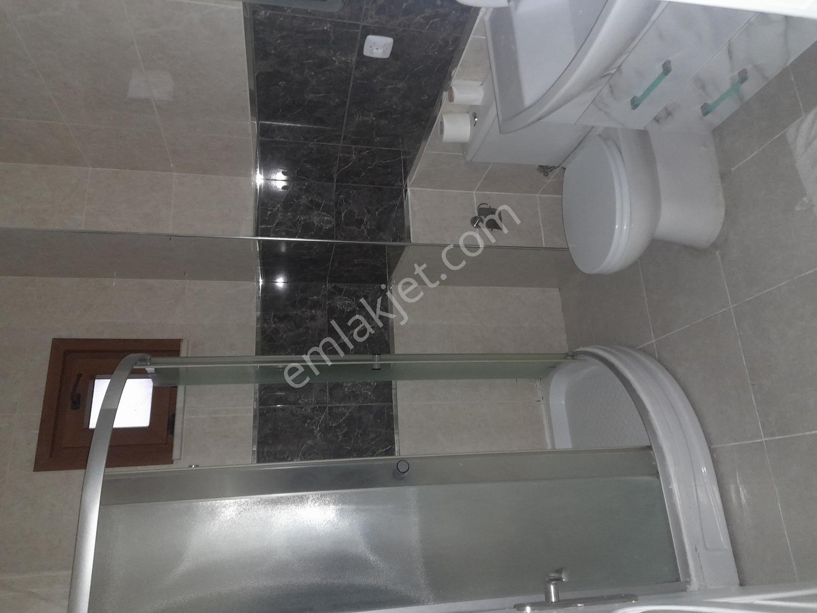 Metroya Ve Avm Ye Yakın Ayrı Mutfaklı Kiralık 1+1 Yüksek Giriş - Görsel 6