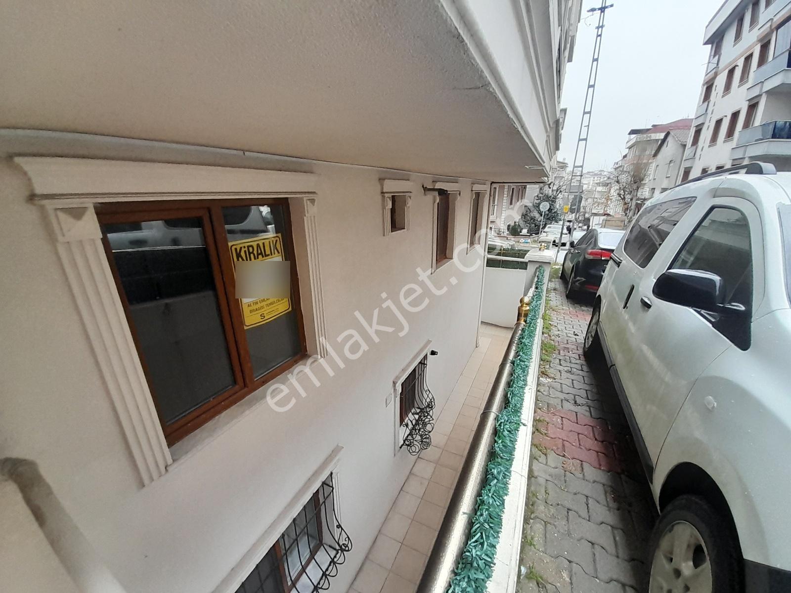 Metroya Ve Avm Ye Yakın Ayrı Mutfaklı Kiralık 1+1 Yüksek Giriş - Görsel 11