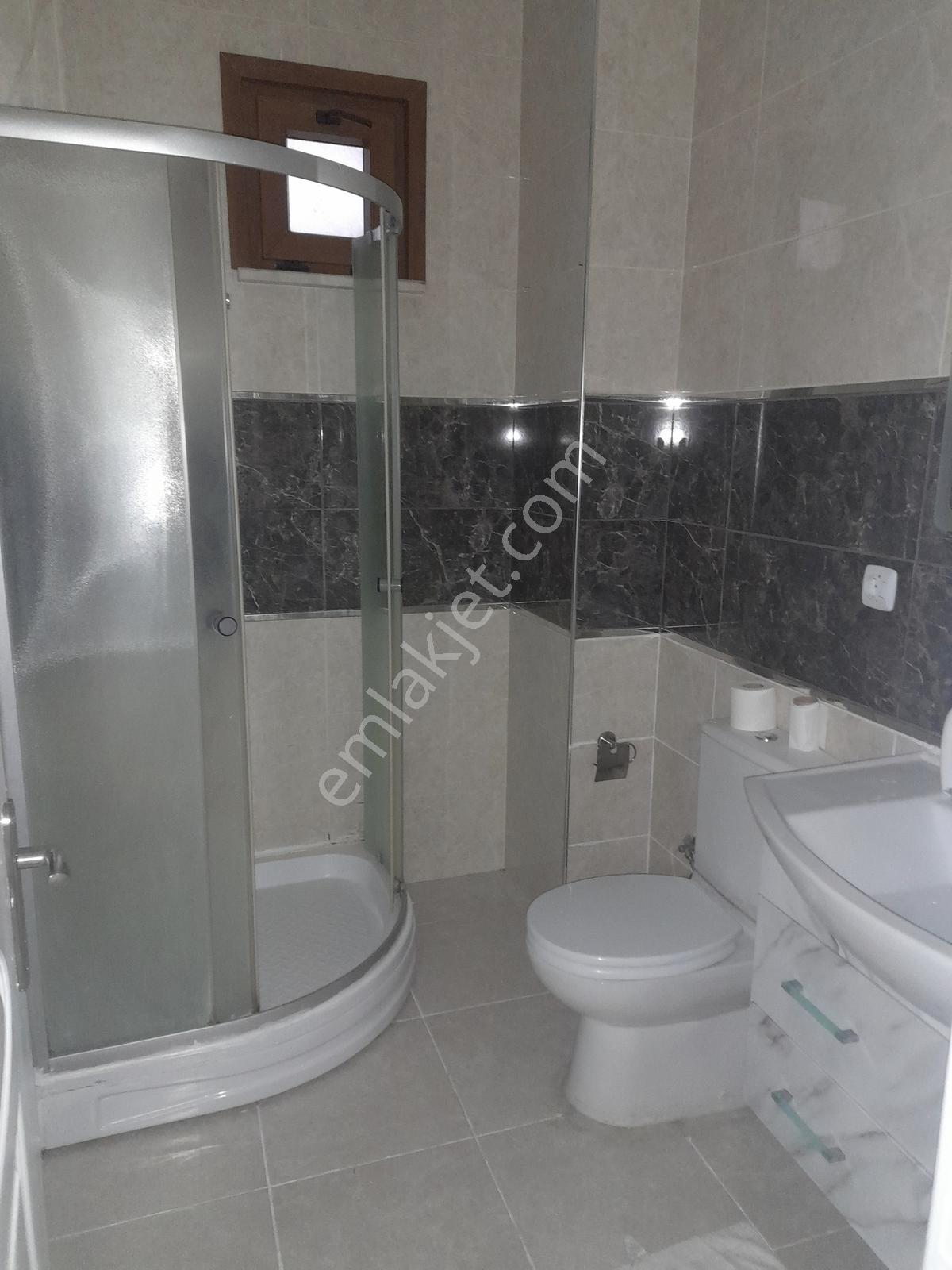 Metroya Ve Avm Ye Yakın Ayrı Mutfaklı Kiralık 1+1 Yüksek Giriş - Görsel 7