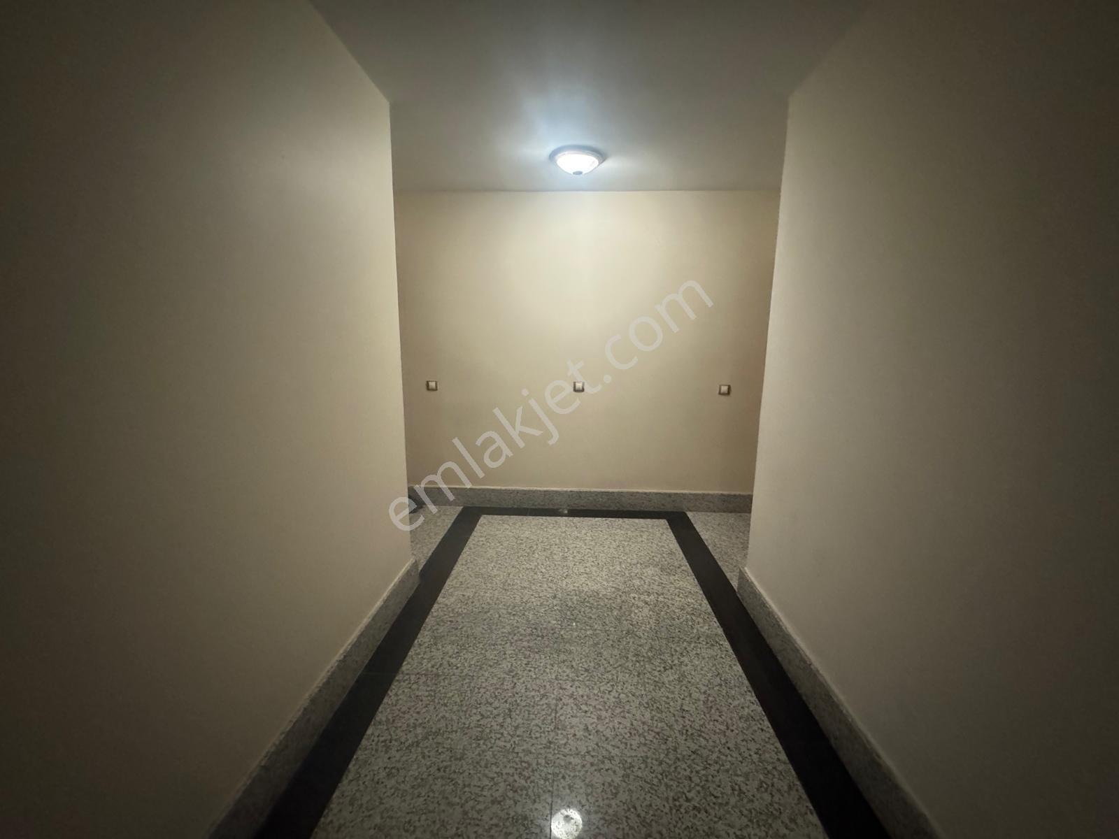 Beylikdüzü Adnan Kahveci Mah Vista 4 Sitesinde 3+1 Kiralık Daire - Görsel 23