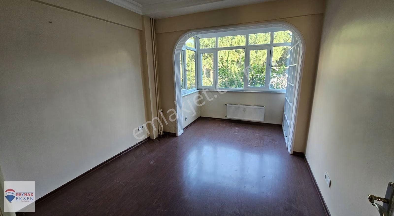 Maltepe Yalı Mah. Kastel Dragos Sahil Sitesınde Kiralık Daire - Görsel 19