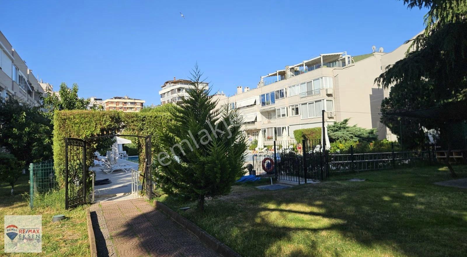 Maltepe Yalı Mah. Kastel Dragos Sahil Sitesınde Kiralık Daire - Görsel 24