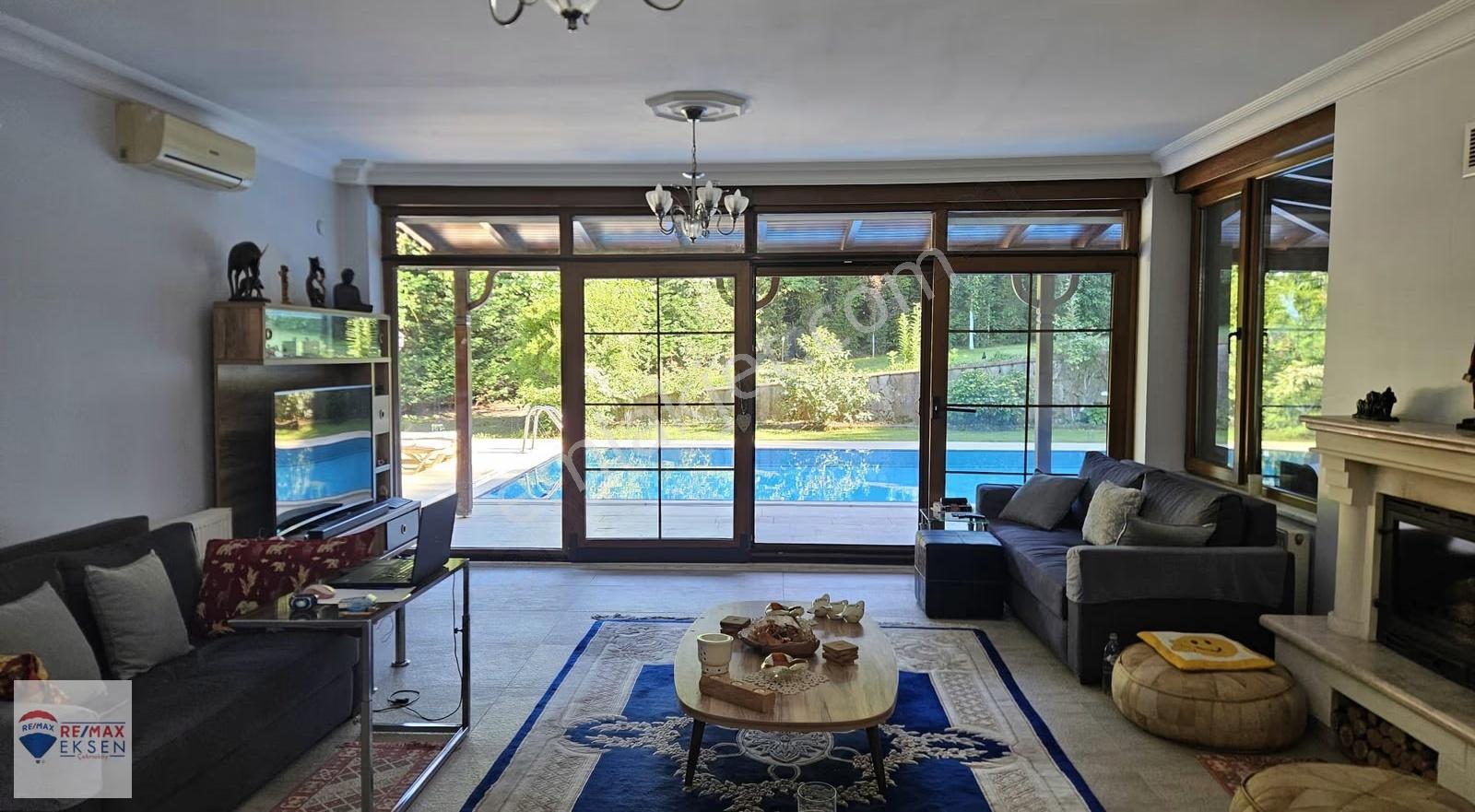 Şile Satmazlı' Da Satılık Havuzlu Villa 1988 M2 Bahçe 450 M2 4+1 - Görsel 7