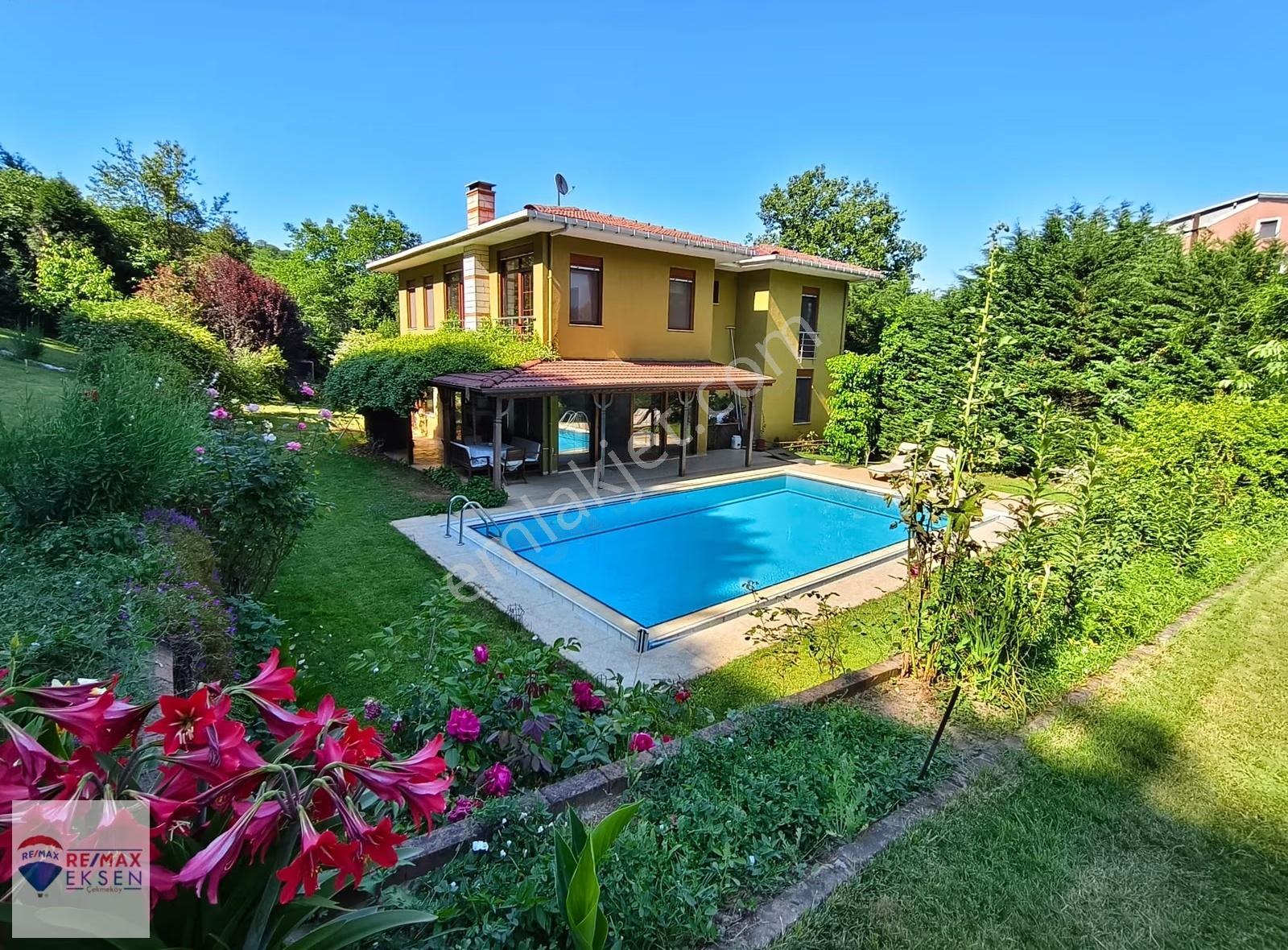 Şile Satmazlı' Da Satılık Havuzlu Villa 1988 M2 Bahçe 450 M2 4+1 - Görsel 17