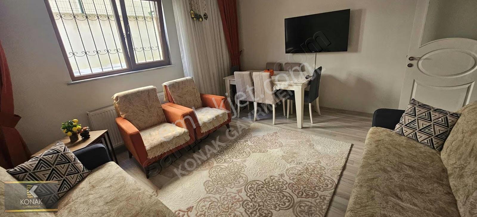 Beylik Bağı Sarı Camii Yanında 2+1