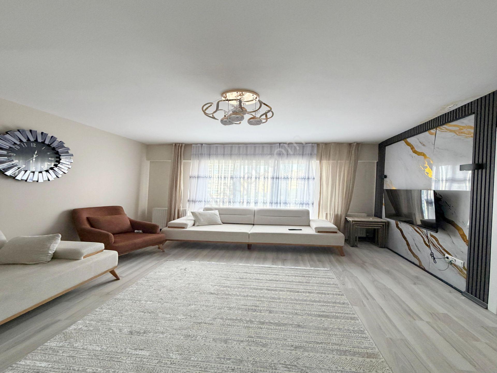 Site İçi 2+1 Yeni Eşyalı Ana Cadde Üzeri Metrobüse Yakın Daire - Görsel 3