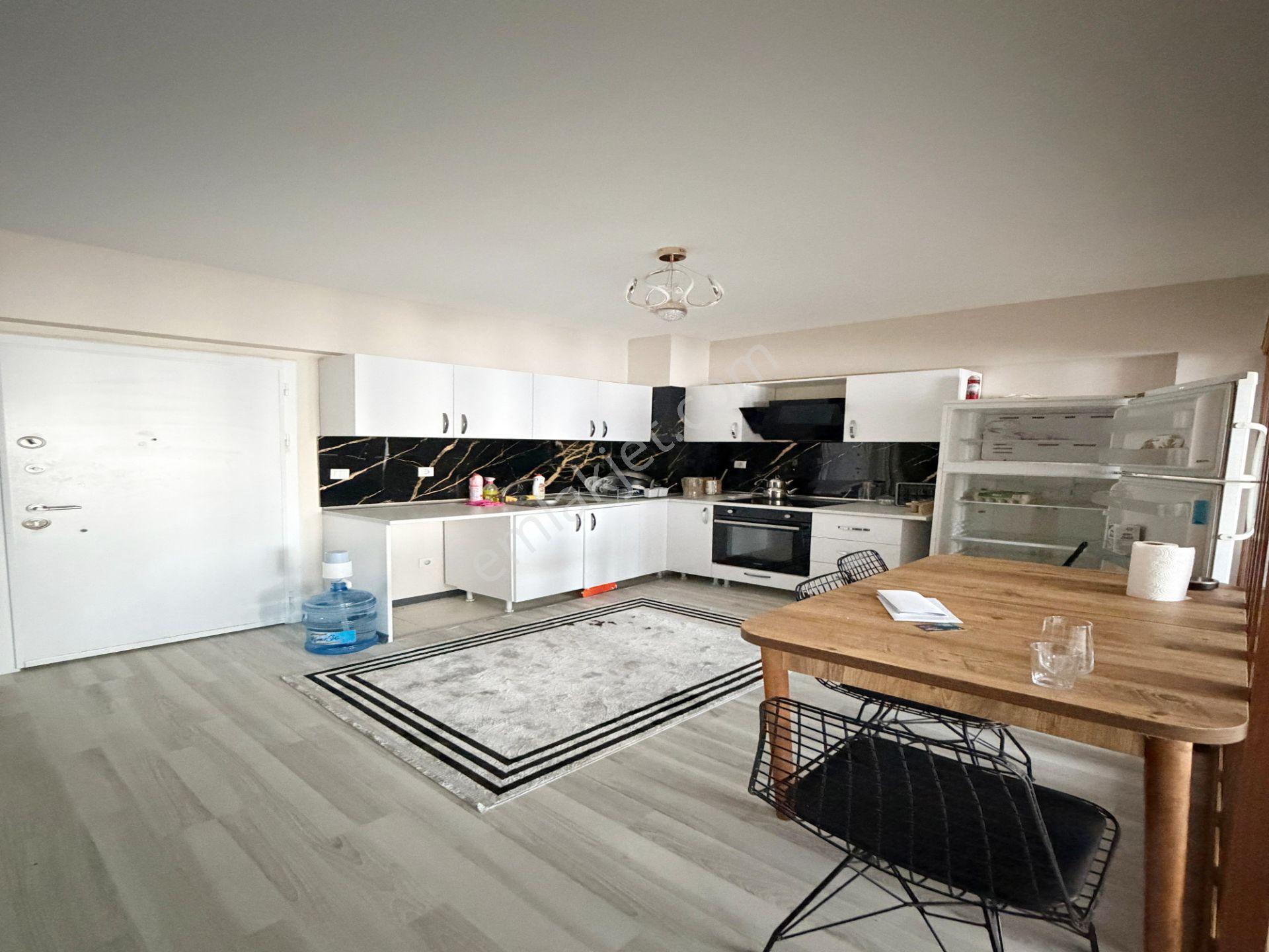 Site İçi 2+1 Yeni Eşyalı Ana Cadde Üzeri Metrobüse Yakın Daire - Görsel 8