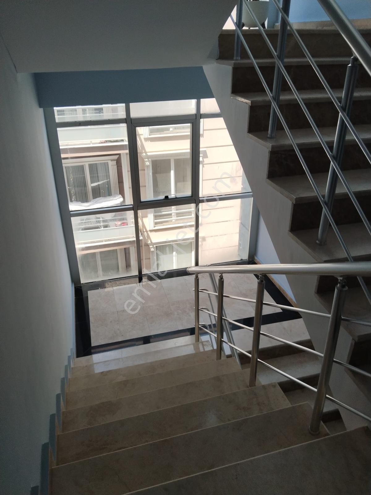 Wınner Wall'dan Görükle'de Cadde Üstü Eşyalı 2+1 Kiralık Daire - Görsel 13