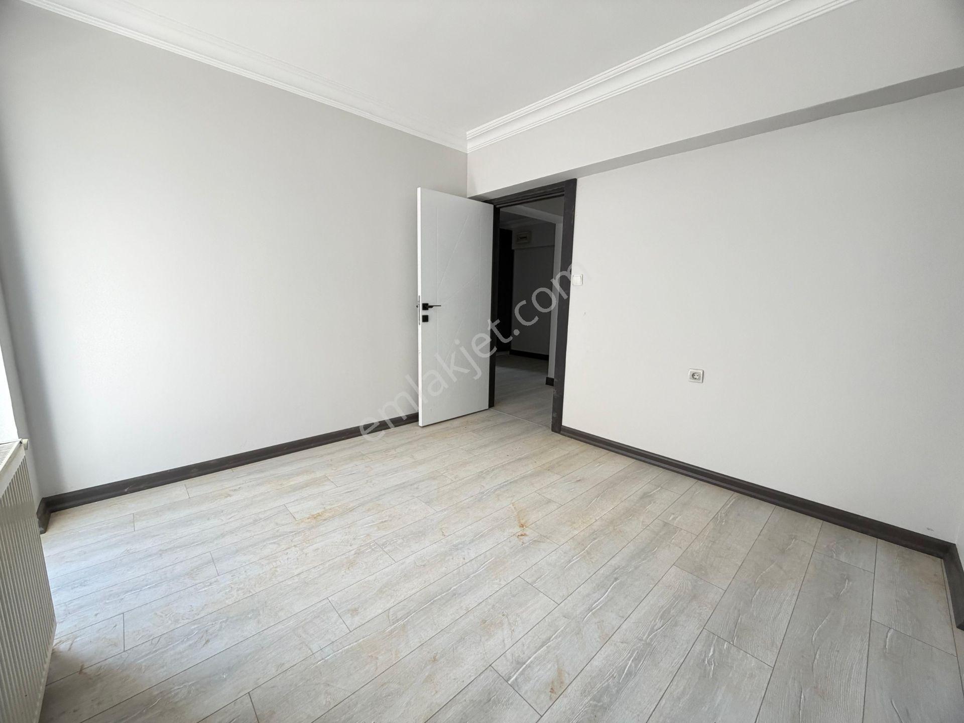 Kuşcağız Gazeller Cad. Yanı Ara Katta Yapılı Manzaralı 3+1 Daire - Görsel 10