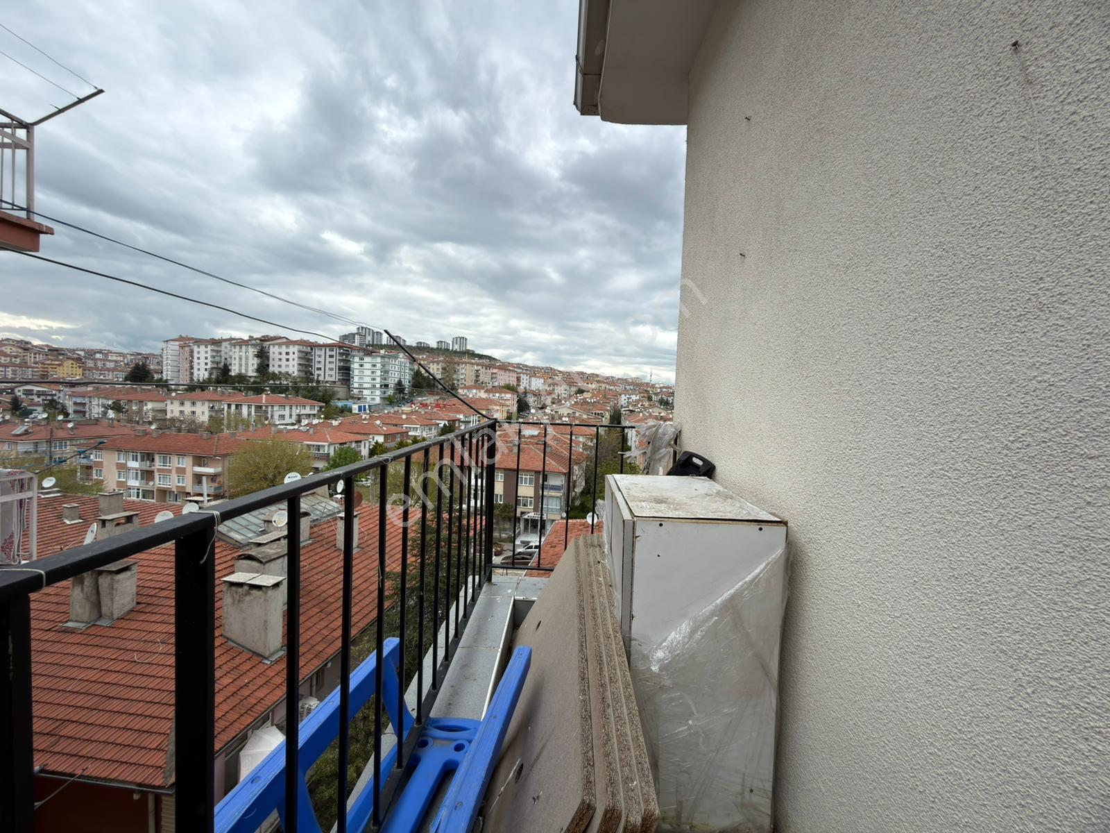 Kariyer'den Yunus Emre Cad. Parareli Katta Manzaralı 3+1 Daire - Görsel 17
