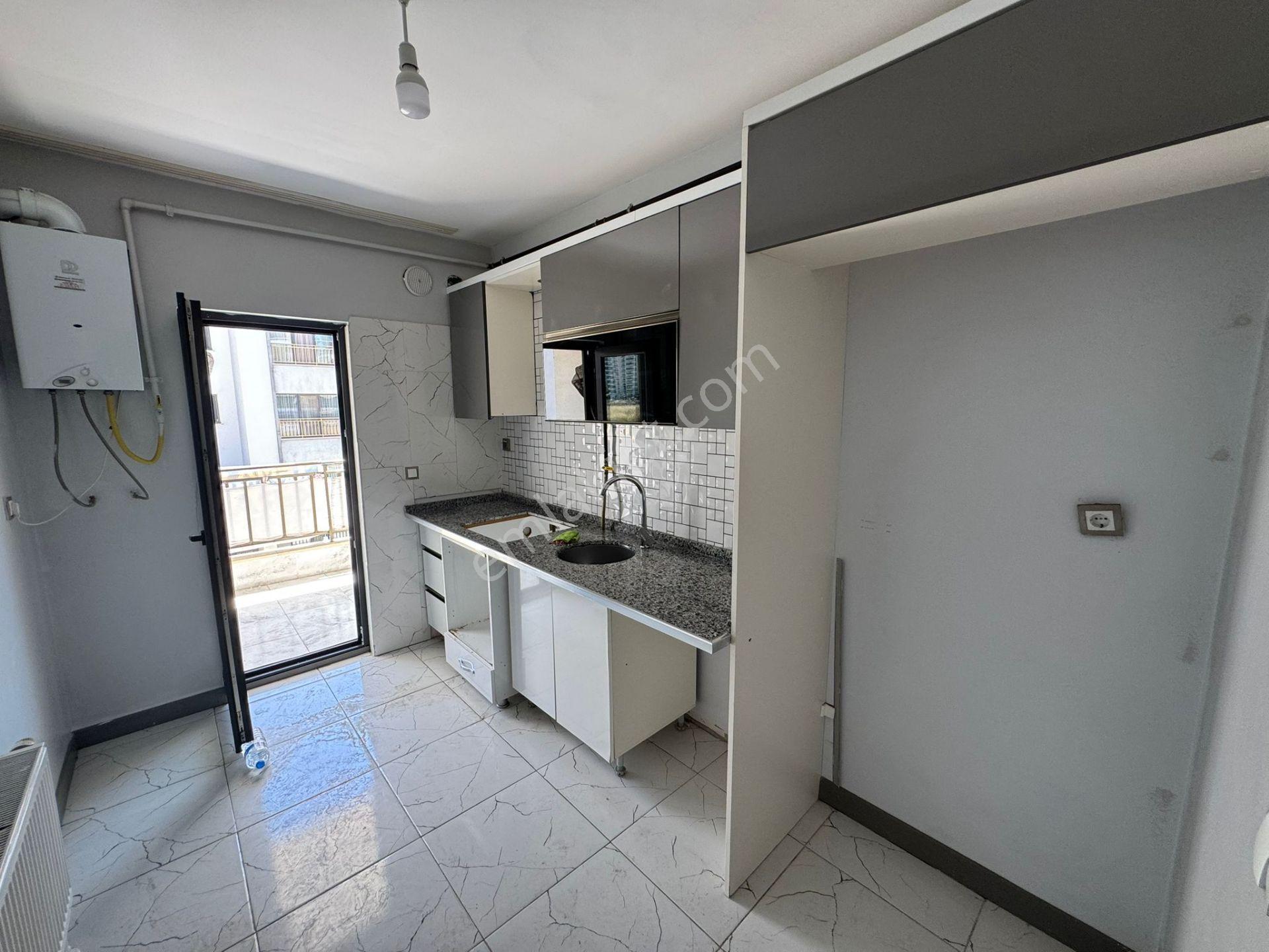 535 Tokilerde Araştırma Hastanesi Karşısında Kiralık 3+1 Lüx Daire - Görsel 15