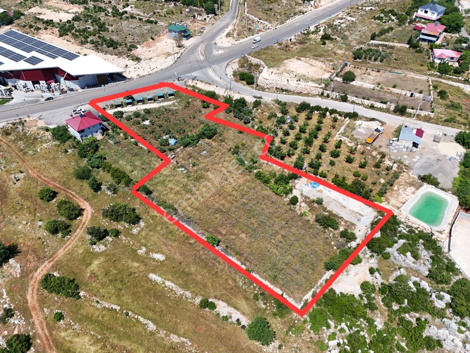Uğur Emlak'tan Aslanlı'da Ana Yol Cepheli Satılık İmarlı Arsa - Görsel 6