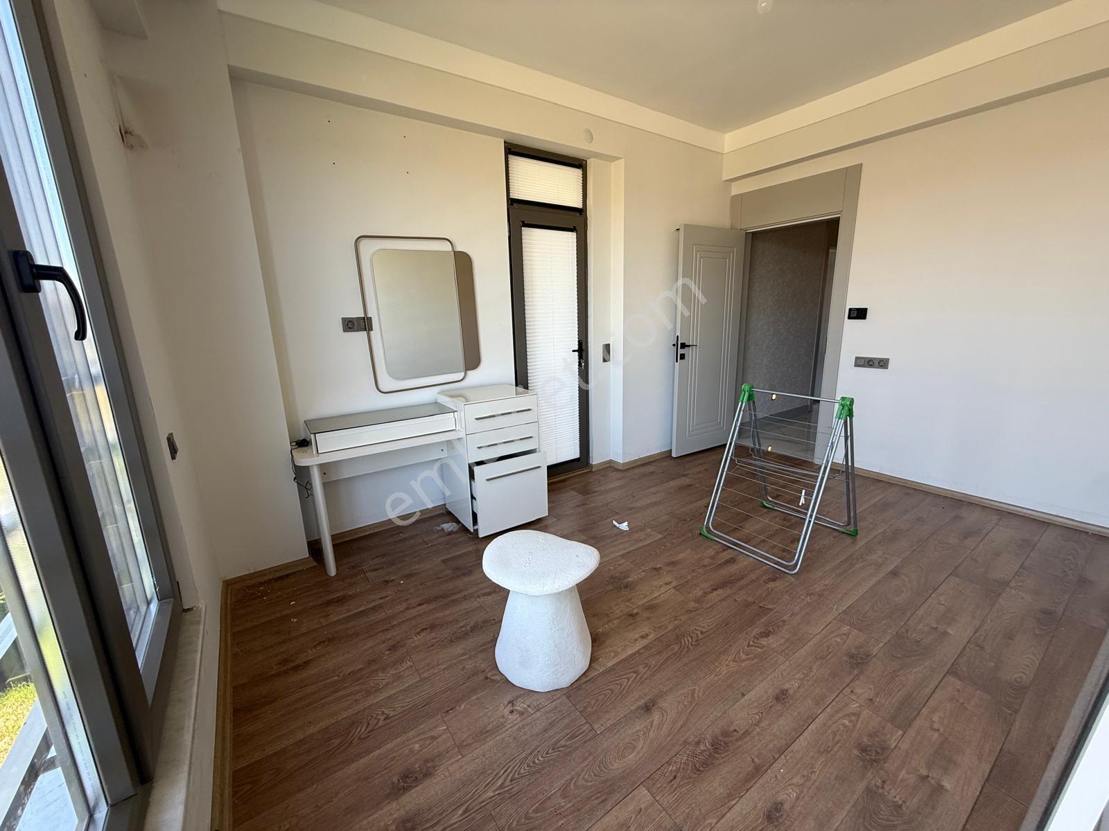 Meram Harmancık'ta Kiralık Bahçeli Lüks Villa - Görsel 7