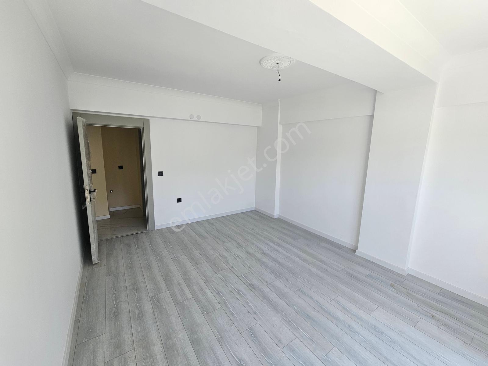 Şimşek Emlak Çankaya Akpınar Mh.konya Yolu Cph 110m2 2.kat 3+1 - Görsel 10